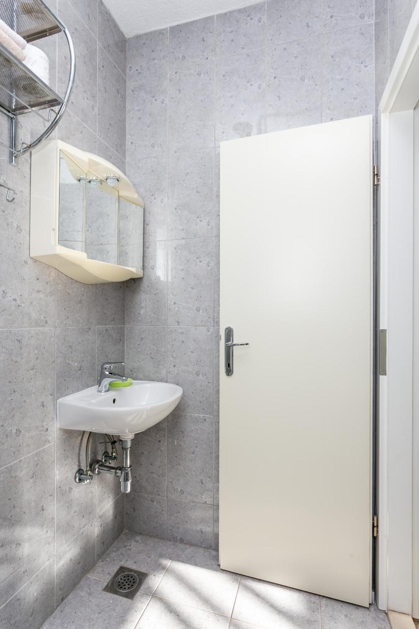 Apartments By The Sea Podaca, Makarska - 2783 Bilik gambar
